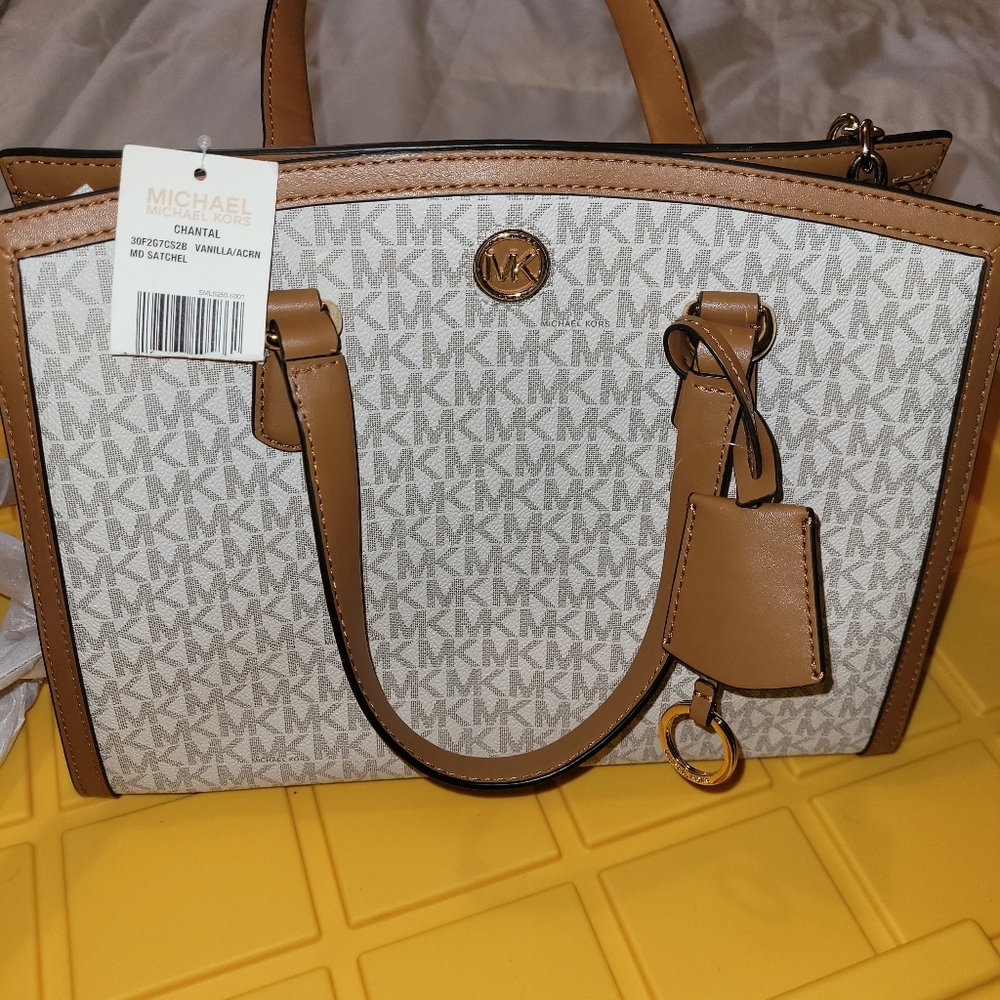 Purse/Bag/Satchel/Michael Kors